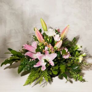 Arrangement of cut flowers